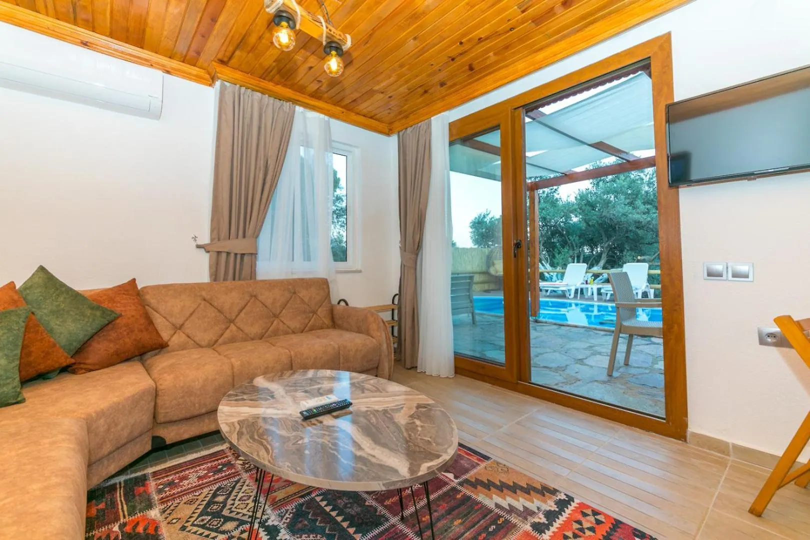 Ceren Villa Akyaka Daily Weekly Rentals Mugla Turkey