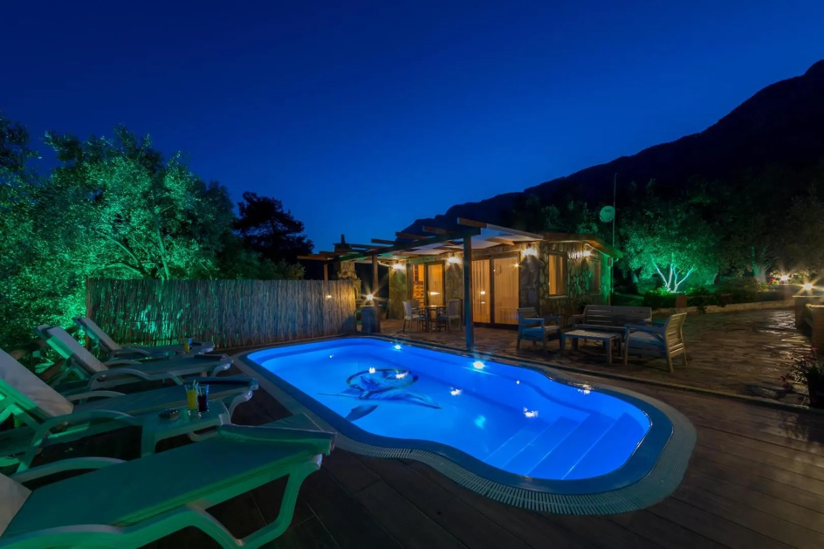 Ceren Villa Akyaka Daily Weekly Rentals Mugla